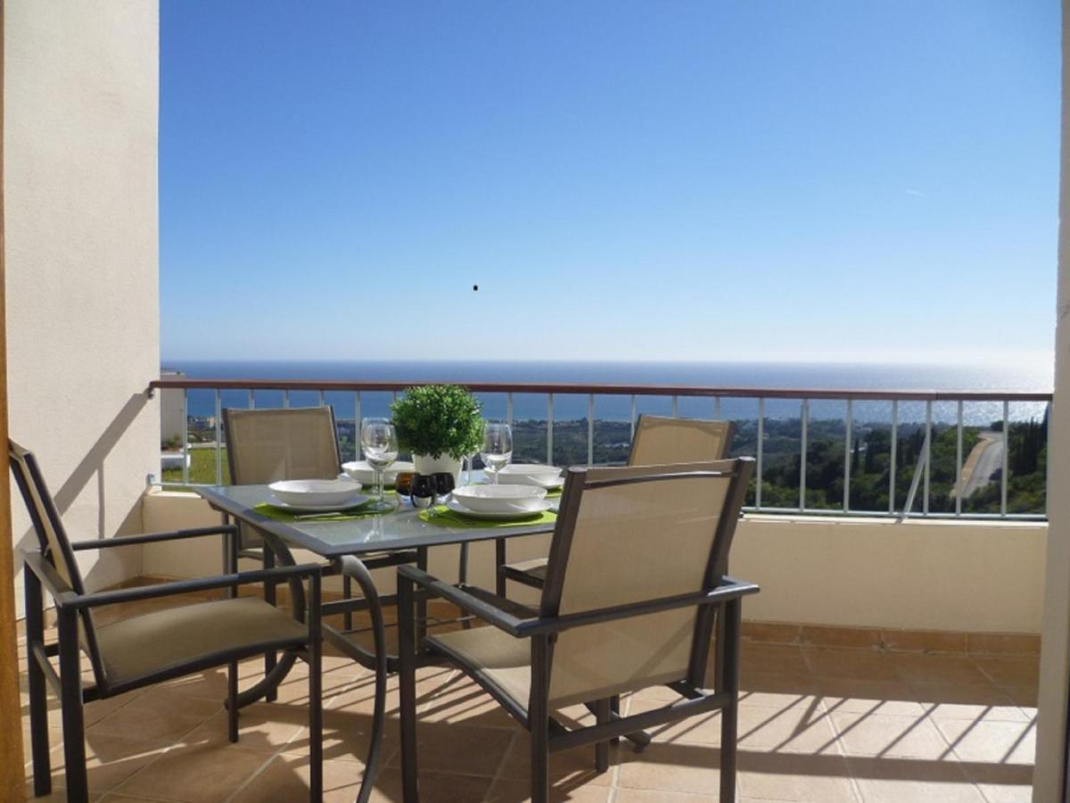 Fine Duplex Apartment With Stunning Sea Views Marbella Exterior foto